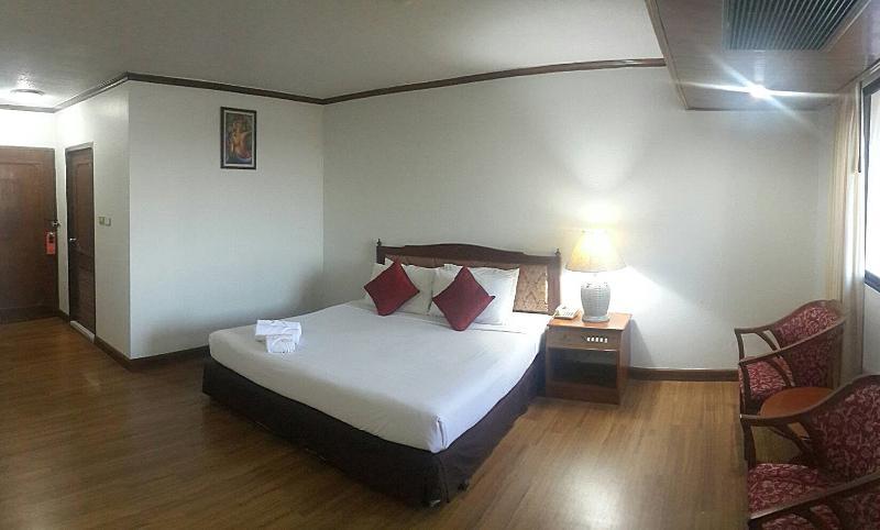 La Mai Hotel Chiang Mai Exterior photo